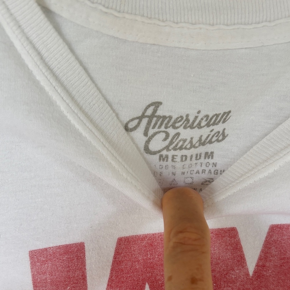AMERICAN CLASSIC SLIGHTLY WORN JAWS GRAPHIC T-SHIRT -MEN’s SIZE MEDIUM - Picture 6 of 11